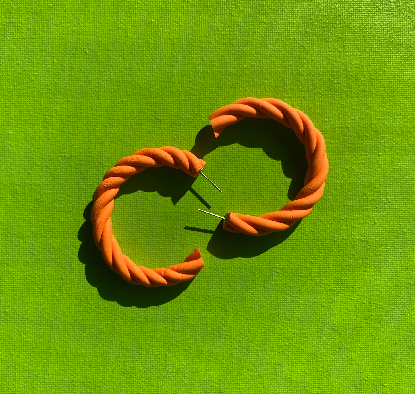 TWISTED Hoops